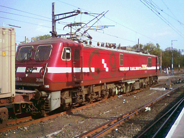 Gomoh, WAG-9, 31086, Indian Railways, Indian, Railways, India, Railway, IRFCA, loco, locomotive, engine, trains, train engine