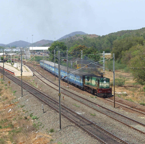 Golden Rock, YDM-4, 6130, Indian Railways, Indian, Railways, India, Railway, IRFCA, loco, locomotive, engine, trains, train engine