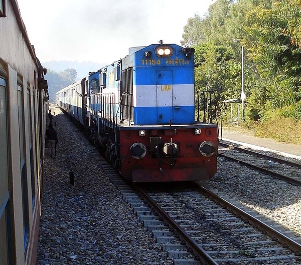 Lucknow, WDM-3D, 11154, Indian Railways, Indian, Railways, India, Railway, IRFCA, loco, locomotive, engine, trains, train engine