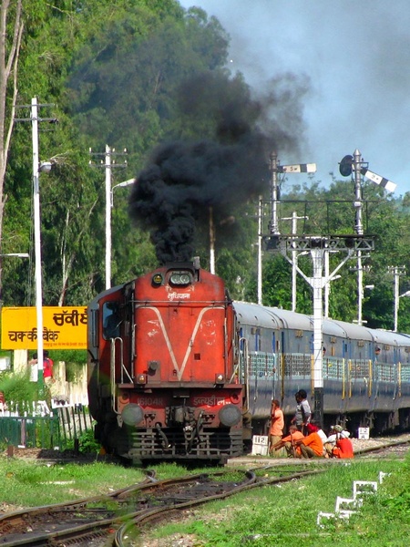 Ludhiana, WDM-3A, 16104, Indian Railways, Indian, Railways, India, Railway, IRFCA, loco, locomotive, engine, trains, train engine