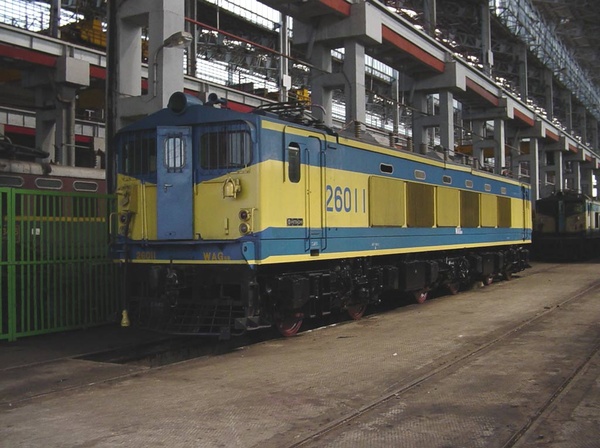 Vishakapatnam, WAG-6B, 26012, Indian Railways, Indian, Railways, India, Railway, IRFCA, loco, locomotive, engine, trains, train engine