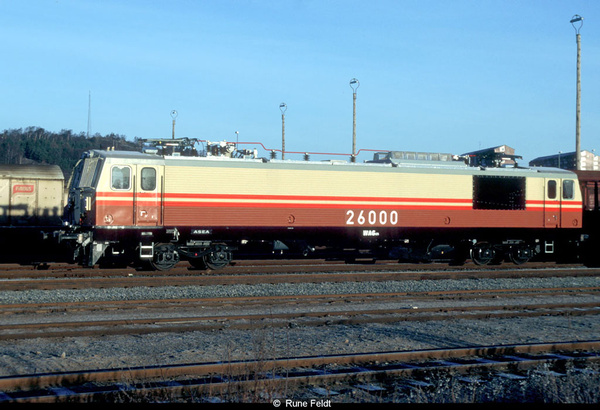 Vishakapatnam, WAG-6A, 26000, Indian Railways, Indian, Railways, India, Railway, IRFCA, loco, locomotive, engine, trains, train engine