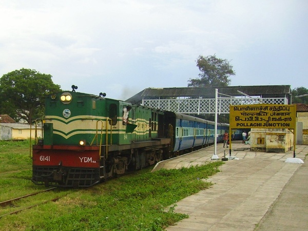 Golden Rock, YDM-4, 6141, Indian Railways, Indian, Railways, India, Railway, IRFCA, loco, locomotive, engine, trains, train engine