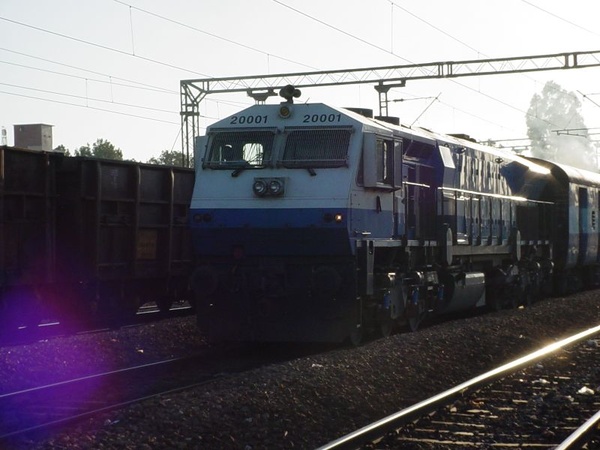Siliguri Jn, WDP-4, 20001, Indian Railways, Indian, Railways, India, Railway, IRFCA, loco, locomotive, engine, trains, train engine