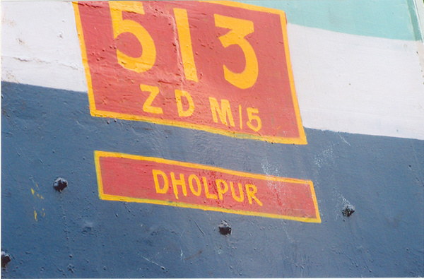 Dhaulpur, ZDM-5, 513, Indian Railways, Indian, Railways, India, Railway, IRFCA, loco, locomotive, engine, trains, train engine