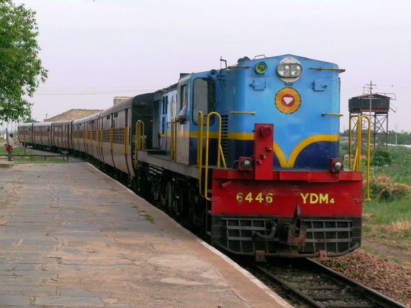 Unknown, YDM-4, 6446, Indian Railways, Indian, Railways, India, Railway, IRFCA, loco, locomotive, engine, trains, train engine