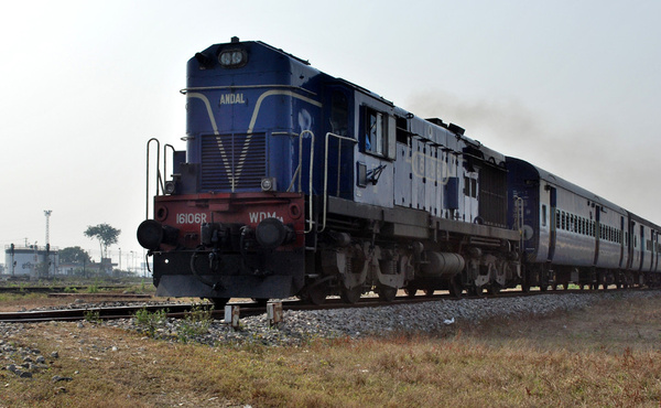 Tughlakabad , WDM-3A, 16103, Indian Railways, Indian, Railways, India, Railway, IRFCA, loco, locomotive, engine, trains, train engine
