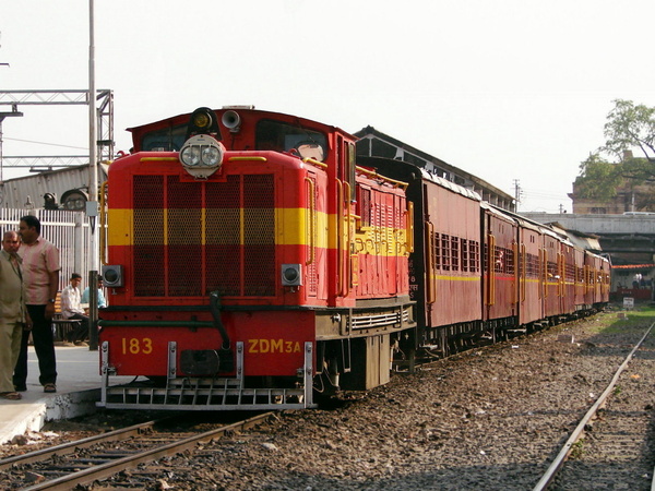 Motibagh, Nagpur, ZDM-3, 183, Indian Railways, Indian, Railways, India, Railway, IRFCA, loco, locomotive, engine, trains, train engine