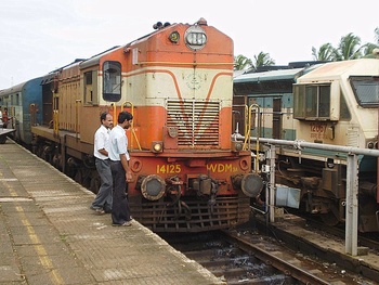 Ernakulam WDM-3A # 14125 with Veraval Trivandrum at Madgaon (Dhirendra Maurya)