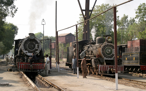 Unknown, ZDM-2, 127, Indian Railways, Indian, Railways, India, Railway, IRFCA, loco, locomotive, engine, trains, train engine