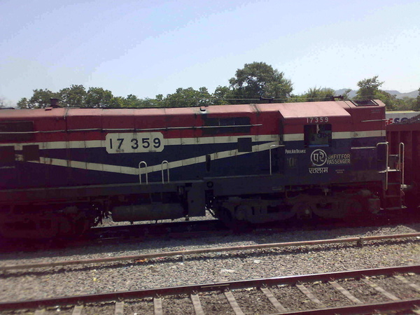 Ratlam, WDM-2, 17359, Indian Railways, Indian, Railways, India, Railway, IRFCA, loco, locomotive, engine, trains, train engine