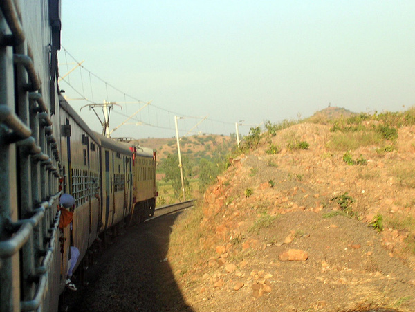 Swaraj_curve_Godhra_Dahod.jpg
