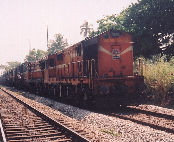 UpRORO_SRVX_18nov2004.jpg