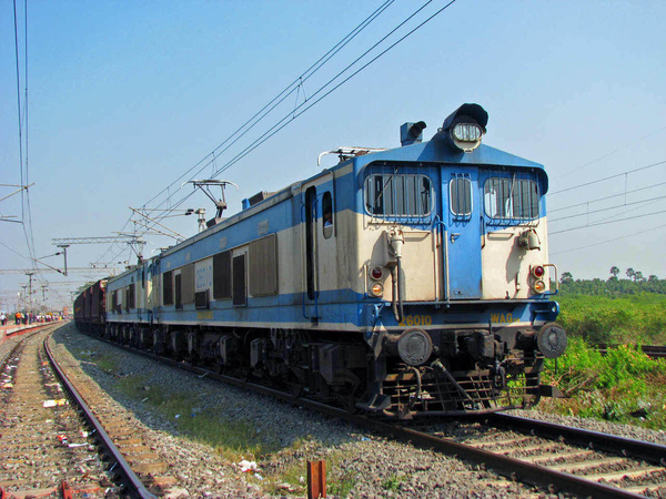 Vishakapatnam, WAG-6B, 26010, Indian Railways, Indian, Railways, India, Railway, IRFCA, loco, locomotive, engine, trains, train engine