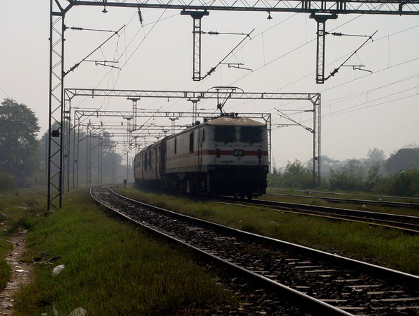 Ghaziabad, WAP-7, 30201, Indian Railways, Indian, Railways, India, Railway, IRFCA, loco, locomotive, engine, trains, train engine
