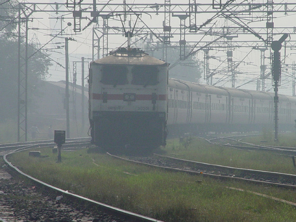 Ghaziabad, WAP-7, 30201, Indian Railways, Indian, Railways, India, Railway, IRFCA, loco, locomotive, engine, trains, train engine