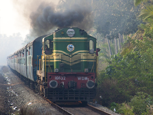 Tondiarpet, Chennai, WDM-3A, 16632, Indian Railways, Indian, Railways, India, Railway, IRFCA, loco, locomotive, engine, trains, train engine