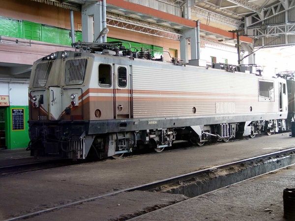 Vishakapatnam, WAG-6A, 26000, Indian Railways, Indian, Railways, India, Railway, IRFCA, loco, locomotive, engine, trains, train engine