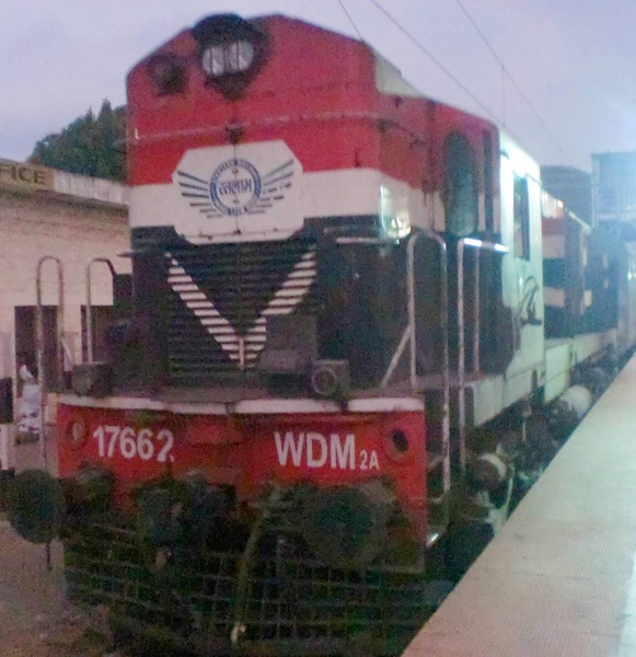 Ratlam, WDM-2, 17662, Indian Railways, Indian, Railways, India, Railway, IRFCA, loco, locomotive, engine, trains, train engine
