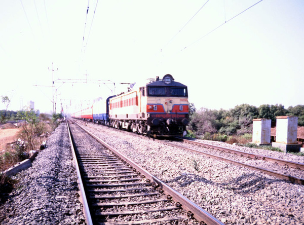 Valsad, WCAM-2, 21863, Indian Railways, Indian, Railways, India, Railway, IRFCA, loco, locomotive, engine, trains, train engine