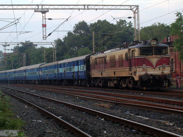 Valsad, WCAM-1, 21830, Indian Railways, Indian, Railways, India, Railway, IRFCA, loco, locomotive, engine, trains, train engine