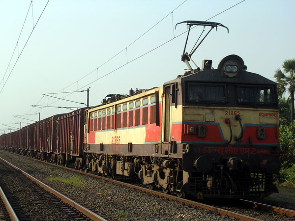 Valsad, WCAM-2, 21865, Indian Railways, Indian, Railways, India, Railway, IRFCA, loco, locomotive, engine, trains, train engine
