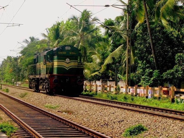 Golden Rock, WDG-3A, 13458, Indian Railways, Indian, Railways, India, Railway, IRFCA, loco, locomotive, engine, trains, train engine
