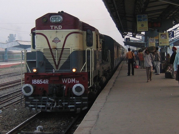 Tughlakabad , WDM-3A, 18854, Indian Railways, Indian, Railways, India, Railway, IRFCA, loco, locomotive, engine, trains, train engine