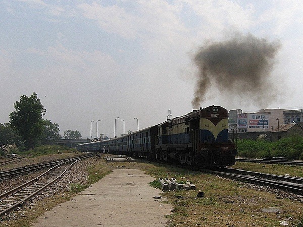 Abu Road, WDM-2, 16781, Indian Railways, Indian, Railways, India, Railway, IRFCA, loco, locomotive, engine, trains, train engine
