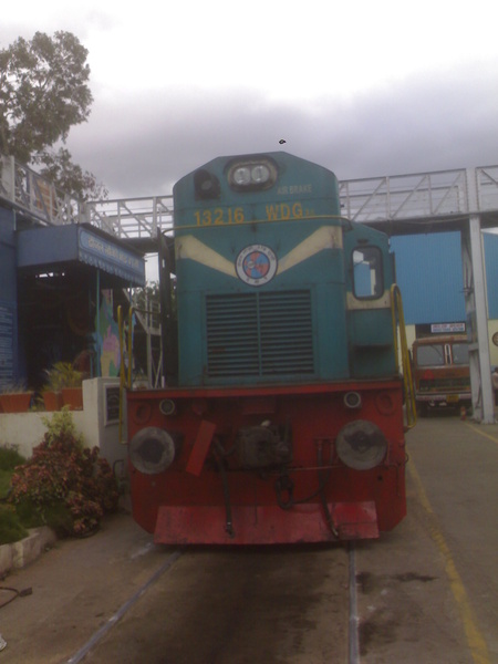 Gooty, WDG-3A, 13216, Indian Railways, Indian, Railways, India, Railway, IRFCA, loco, locomotive, engine, trains, train engine