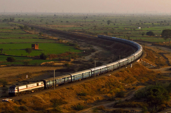 Ghaziabad, WAP-7, 30215, Indian Railways, Indian, Railways, India, Railway, IRFCA, loco, locomotive, engine, trains, train engine
