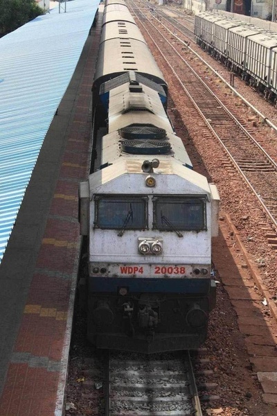 Krishnarajapuram, WDP-4, 20038, Indian Railways, Indian, Railways, India, Railway, IRFCA, loco, locomotive, engine, trains, train engine