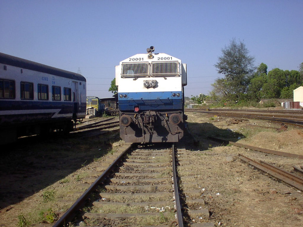 Siliguri Jn, WDP-4, 20001, Indian Railways, Indian, Railways, India, Railway, IRFCA, loco, locomotive, engine, trains, train engine