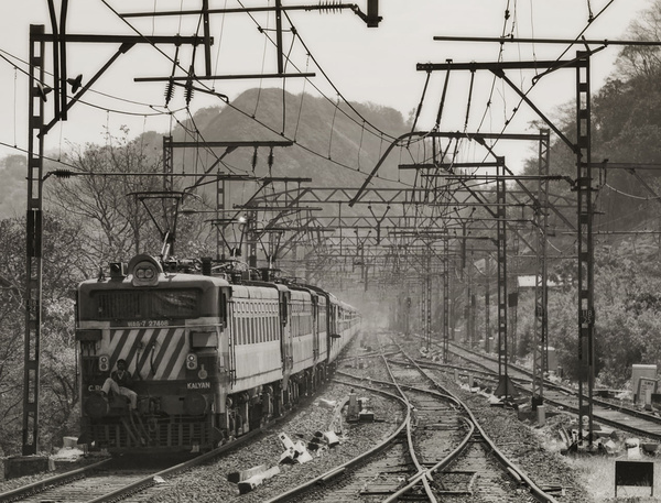 Kalyan, WAG-7, 27408, Indian Railways, Indian, Railways, India, Railway, IRFCA, loco, locomotive, engine, trains, train engine