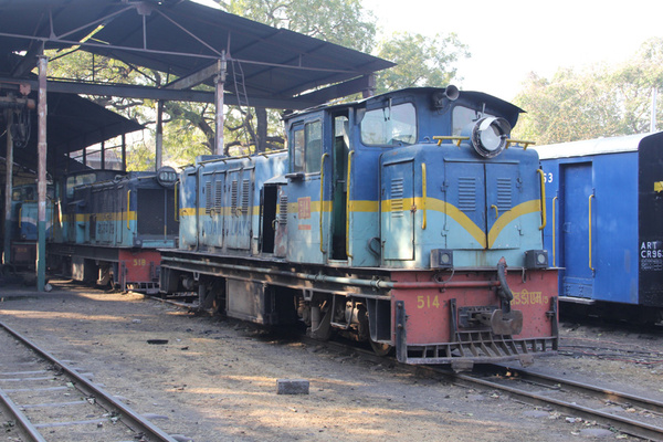 Dhaulpur, ZDM-5, 514, Indian Railways, Indian, Railways, India, Railway, IRFCA, loco, locomotive, engine, trains, train engine