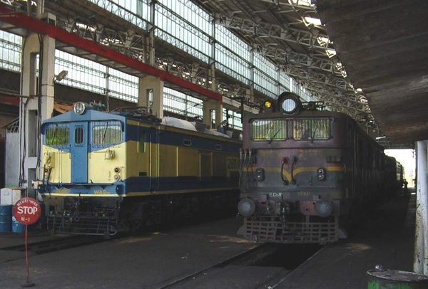 Vishakapatnam, WAG-6B, 26010, Indian Railways, Indian, Railways, India, Railway, IRFCA, loco, locomotive, engine, trains, train engine