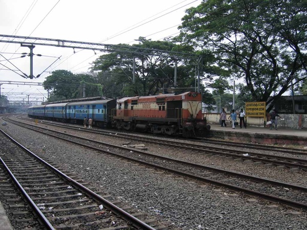 Golden Rock, WDM-2, 16885, Indian Railways, Indian, Railways, India, Railway, IRFCA, loco, locomotive, engine, trains, train engine