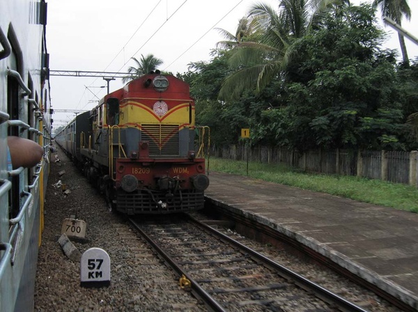 Golden Rock, WDM-2, 16885, Indian Railways, Indian, Railways, India, Railway, IRFCA, loco, locomotive, engine, trains, train engine