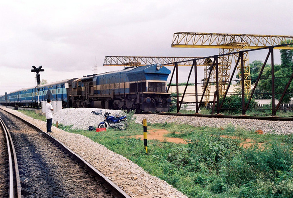 Siliguri Jn, WDP-4, 20001, Indian Railways, Indian, Railways, India, Railway, IRFCA, loco, locomotive, engine, trains, train engine