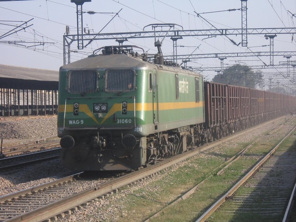 Gomoh, WAG-9, 31060, Indian Railways, Indian, Railways, India, Railway, IRFCA, loco, locomotive, engine, trains, train engine