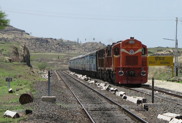 Gooty, WDG-3A, 13214, Indian Railways, Indian, Railways, India, Railway, IRFCA, loco, locomotive, engine, trains, train engine