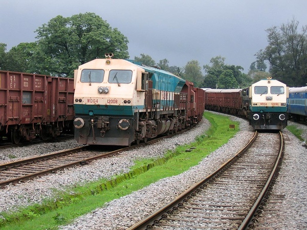 Hubli, WDG-4, 12019, Indian Railways, Indian, Railways, India, Railway, IRFCA, loco, locomotive, engine, trains, train engine