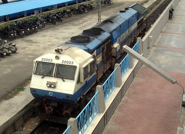 Siliguri Jn, WDP-4, 20003, Indian Railways, Indian, Railways, India, Railway, IRFCA, loco, locomotive, engine, trains, train engine