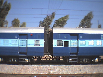 Trains005.jpg