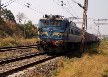CNB WAG-7 # 27219 with container rakes going towards JNPT