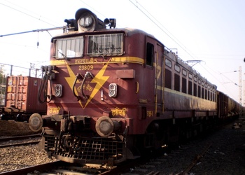 JHS WAG-5 # 23809 with load at BSR (Dhirendra Maurya)