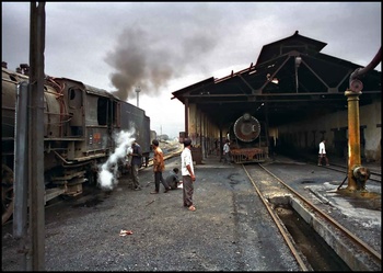 busy-scene-at-wankaner-shed
