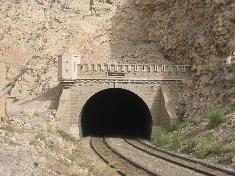 Bolan Pass tunnel - another view