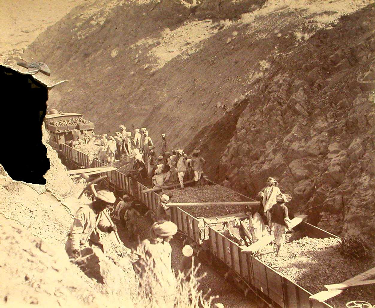 Maintenance train on the Bolan Pass line. William Edge, 1890.