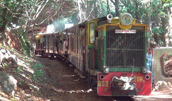An overcrowded Matheran - Aman Lodge narrow guage has been captured for the first time at the newly inaugurated Matheran - Aman